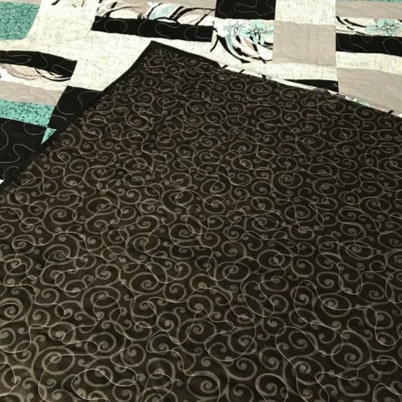 Quilt handcrafted on Machine 58” x 70” New - Picture 10 of 10